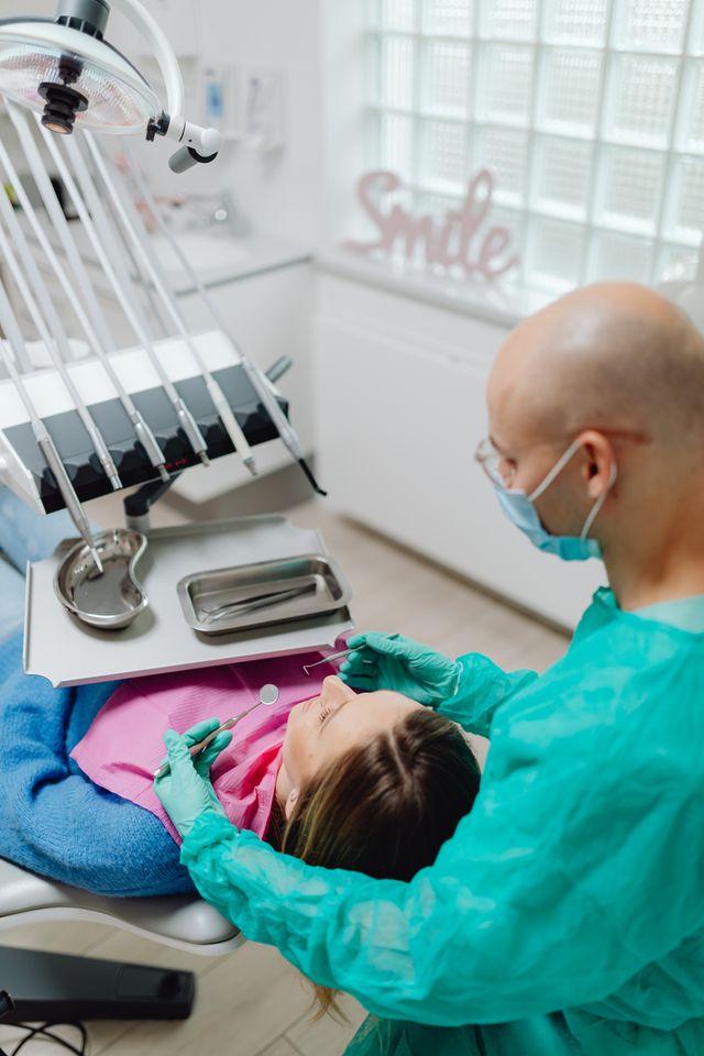 Czy ruchomość implantu zawsze oznacza konieczność jego usunięcia?
